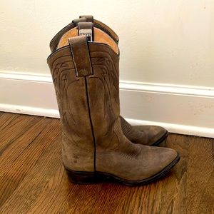 Frye Billy Pull On Cowgirl Boots Size 7.5